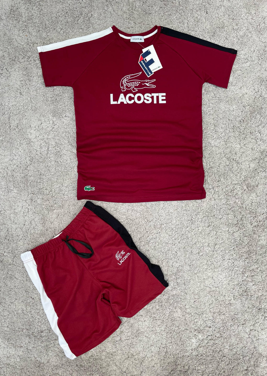 Conjunto Lacoste rojo