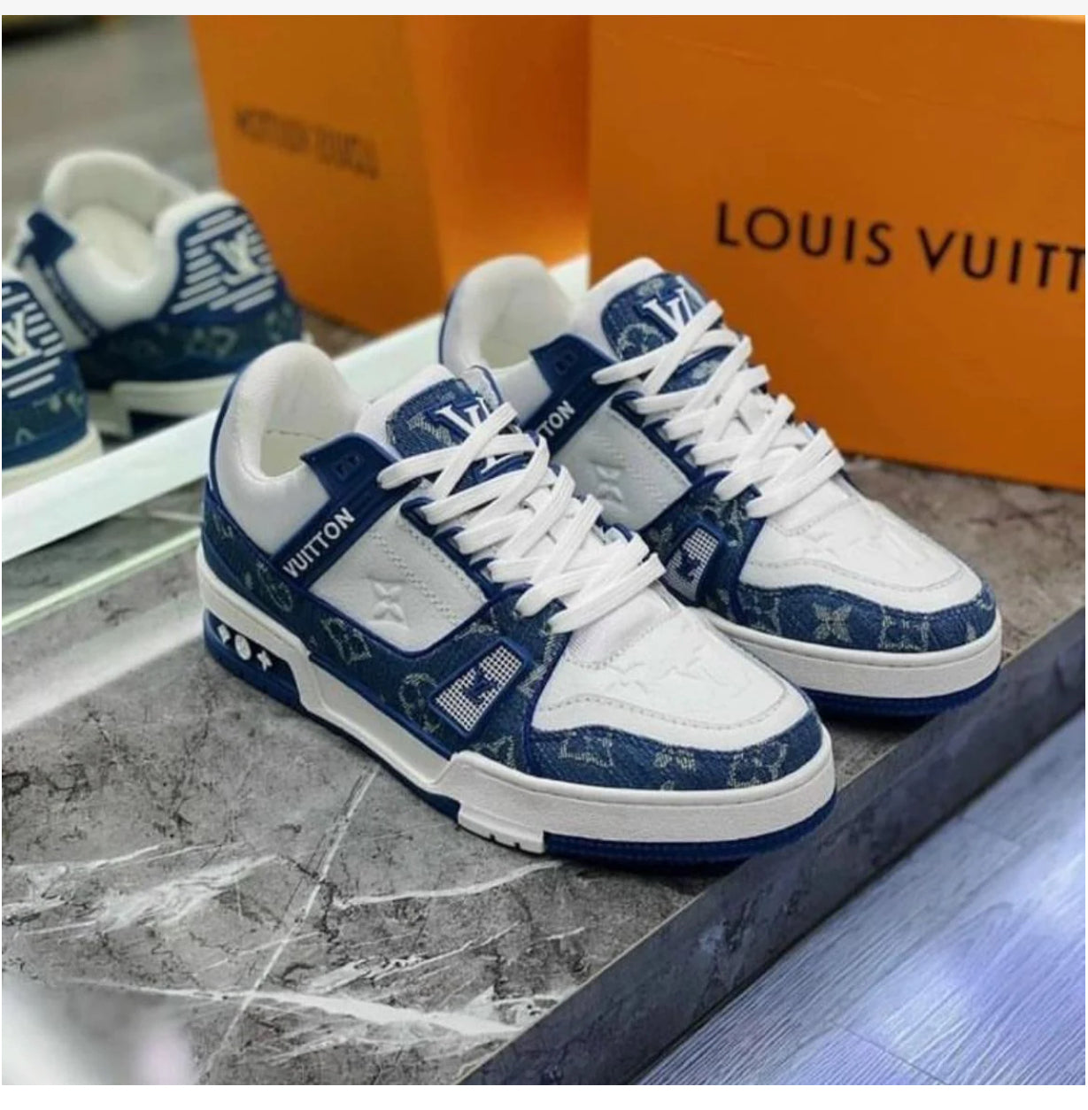 Zapatilla Louis Vuitton Trainer azules
