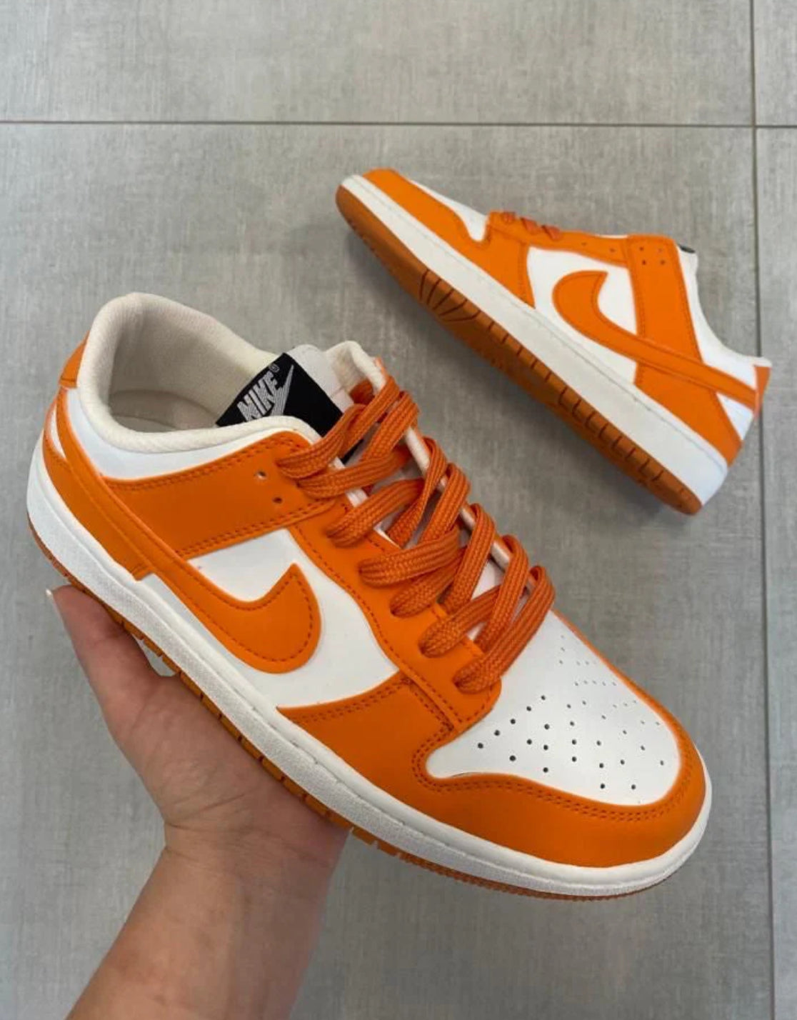 Nike Dunk Low naranja