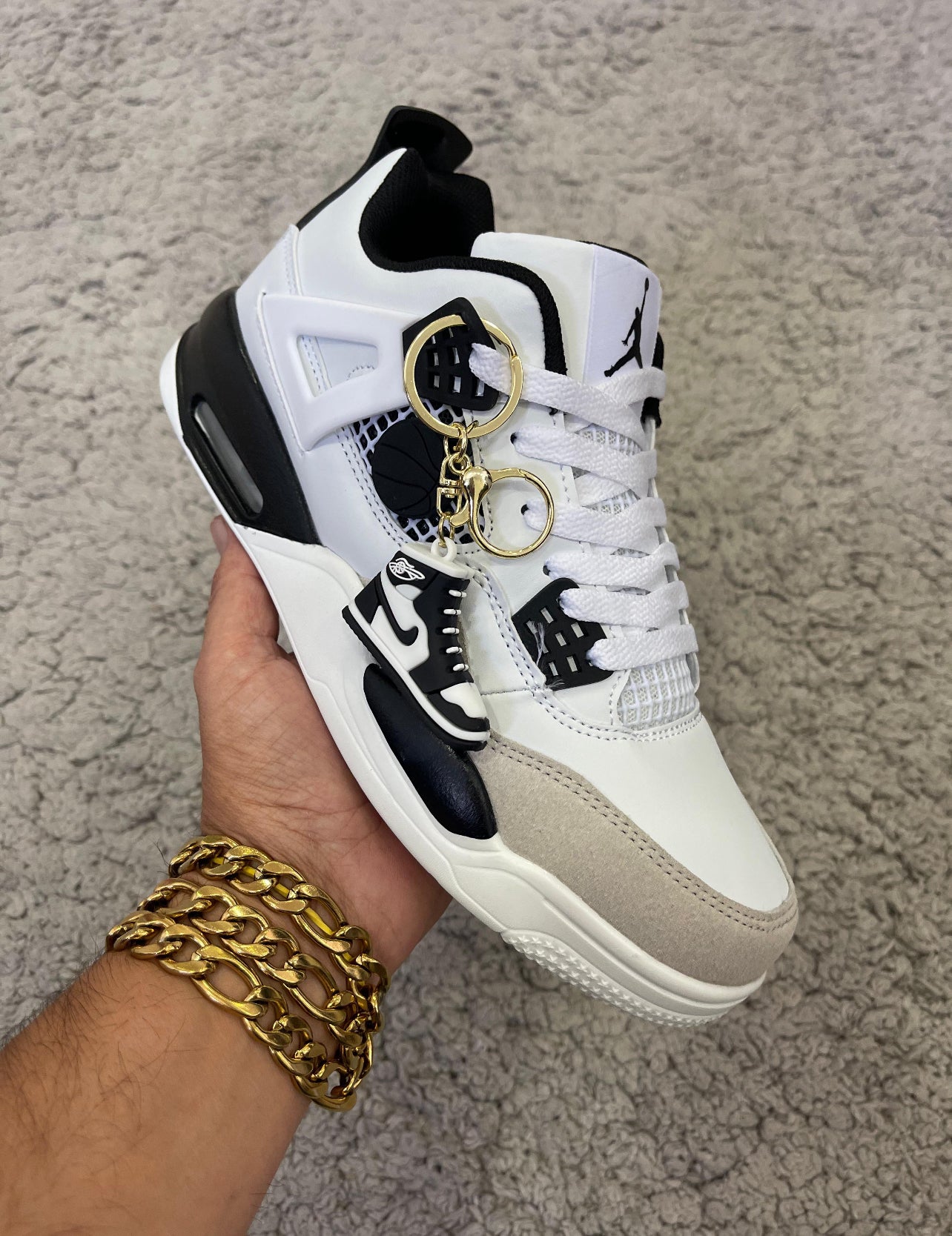 Jordan 4