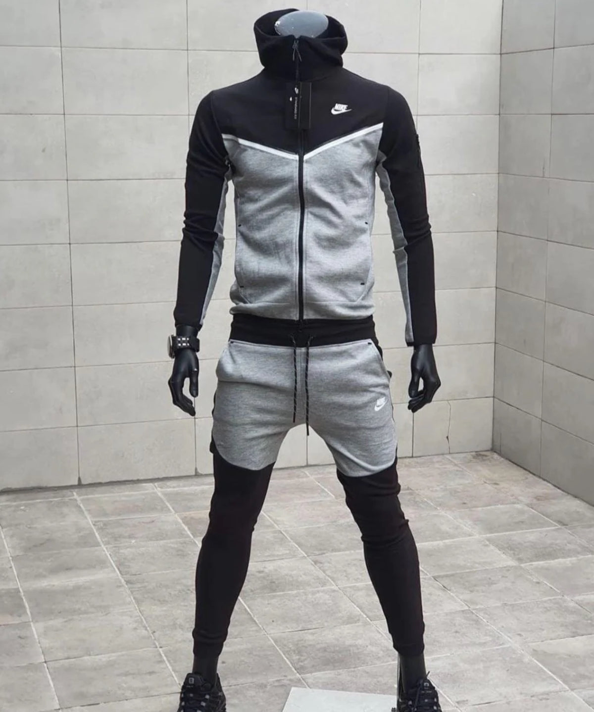 Chándal NIKE TECH FLEECE NEGRO/GRIS