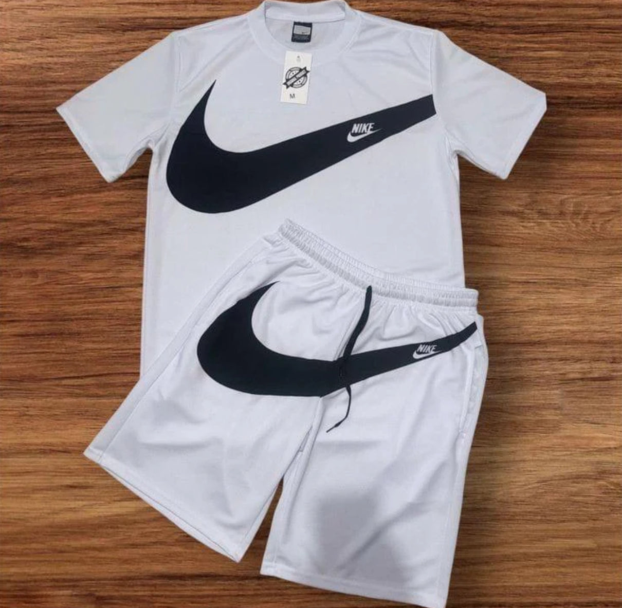 Conjunto Nike blanco