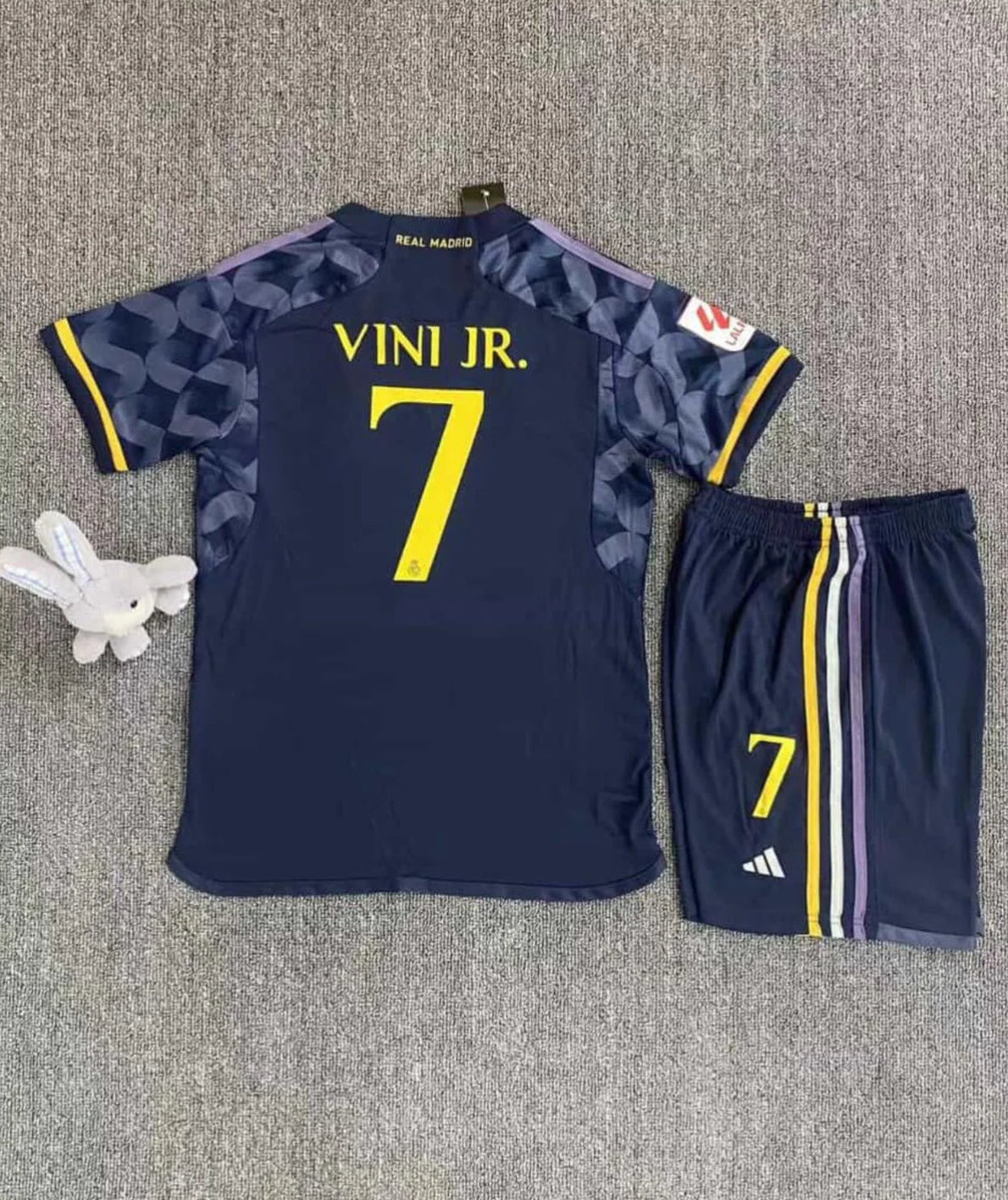 Conjunto Real Madrid Vini JR