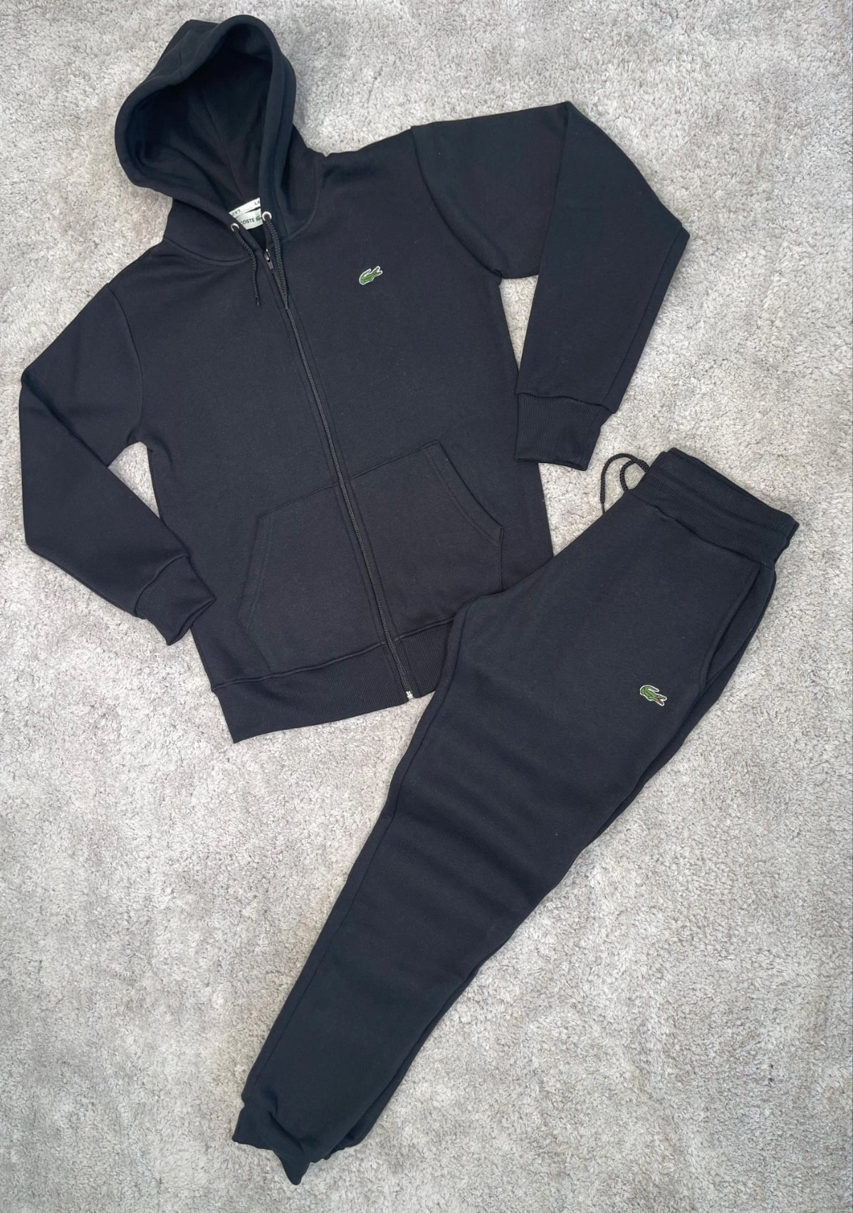 Chándal Lacoste negro